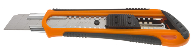 Kapriol pvc kés 18mm tördelhető pengés fémbetétes pro